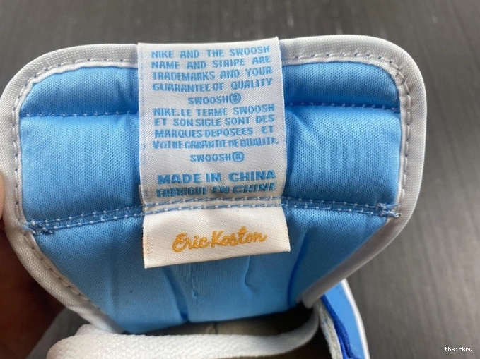 Reps TBK Nike UNC Air CJ7891-401 x SB Low Jordan 1 0810